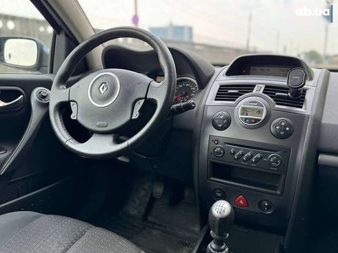 Renault Megane 2006 - фото 28
