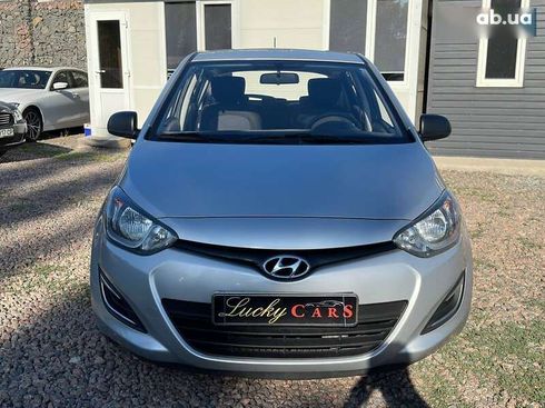 Hyundai i20 2013 - фото 2