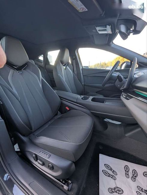 Volkswagen ID. Unyx 2024 - фото 14