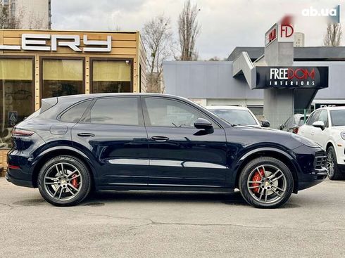 Porsche Cayenne 2019 - фото 6