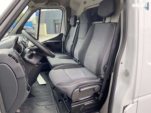 Renault Master 2019 - фото 20