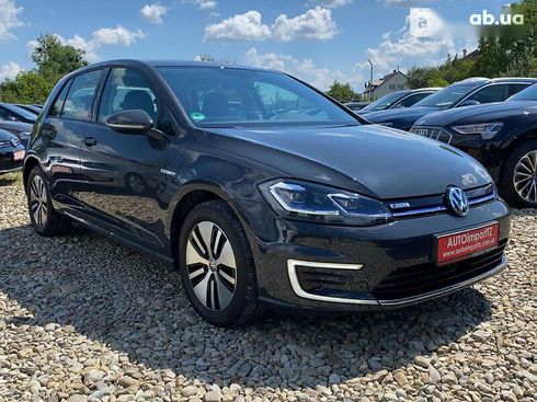 Volkswagen e-Golf 2020 - фото 14