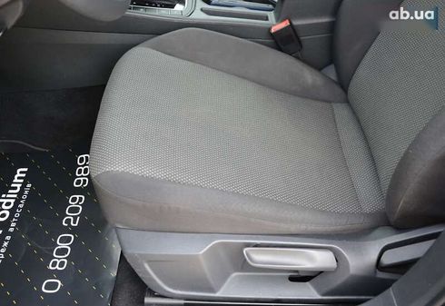 Volkswagen Jetta 2018 - фото 18