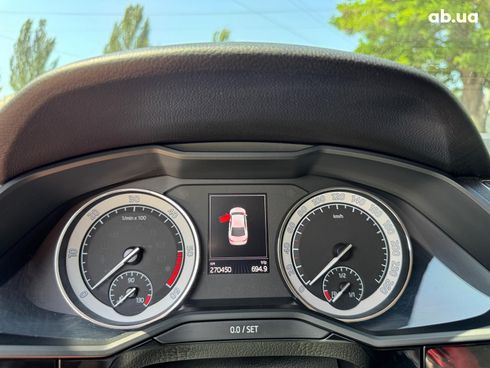 Skoda Superb 2016 коричневый - фото 29