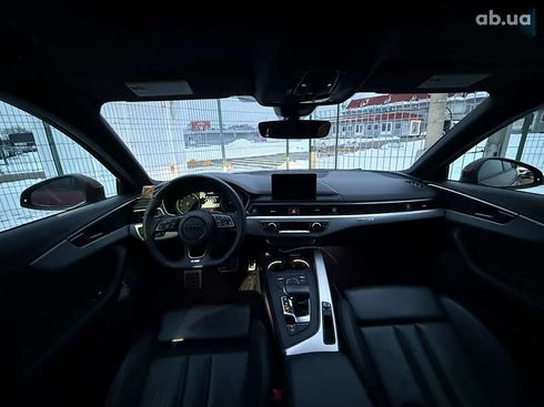 Audi A4 2017 - фото 23