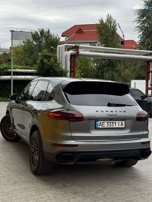 Porsche Cayenne 2015 - фото 8