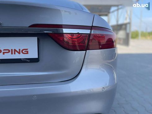 Jaguar XF 2016 - фото 9