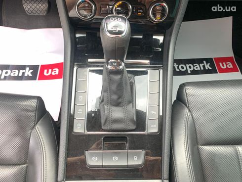 Skoda Superb 2017 белый - фото 32