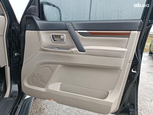Mitsubishi Pajero Wagon 2008 черный - фото 31