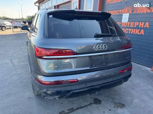 Audi Q7 2021 - фото 7