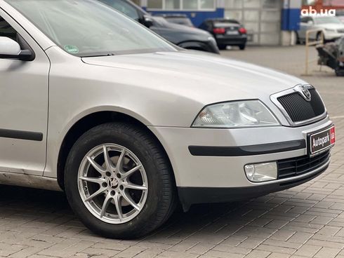 Skoda Octavia 2005 серый - фото 5