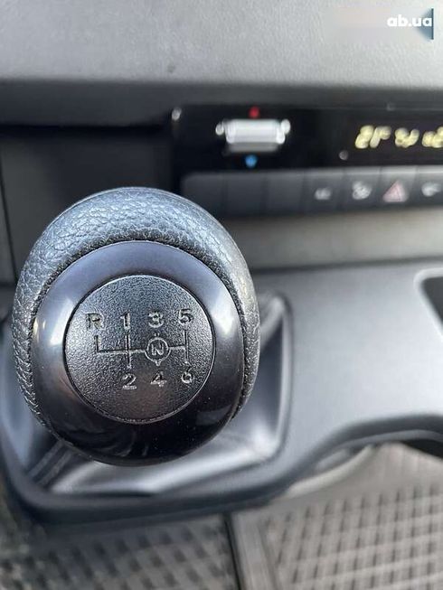 Mercedes-Benz Sprinter 2019 - фото 18
