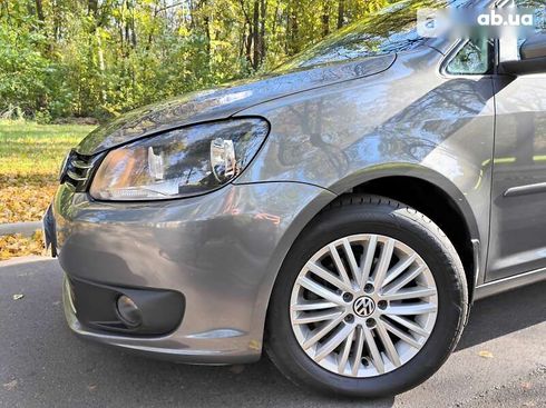 Volkswagen Touran 2015 - фото 4