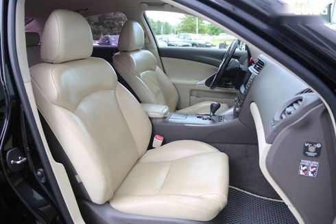 Lexus IS 2010 - фото 10