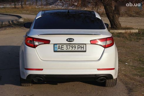 Kia Optima 2013 - фото 12