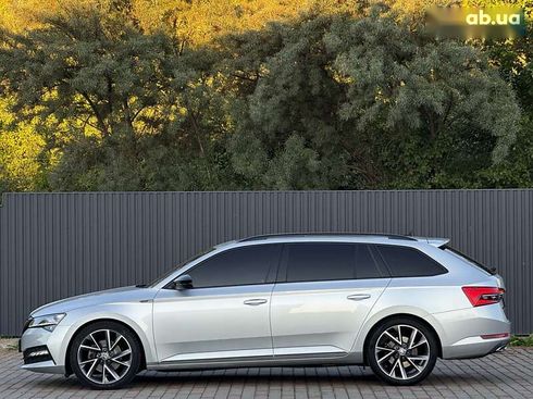 Skoda Superb 2021 - фото 7