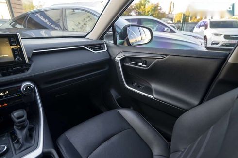 Toyota RAV4 2020 - фото 28