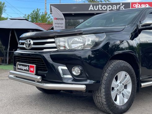 Toyota Hilux 2015 черный - фото 3