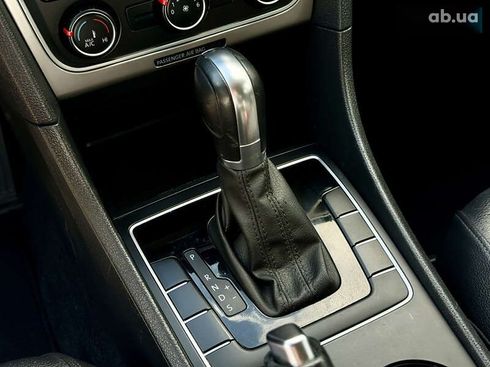 Volkswagen Passat 2015 - фото 26