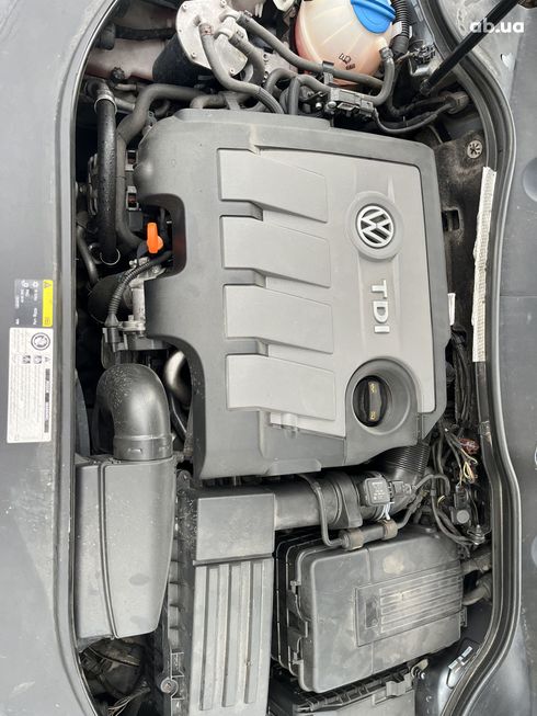 Volkswagen Passat 2013 серый - фото 19