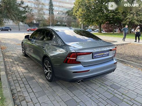 Volvo S60 2019 - фото 10