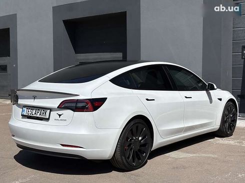 Tesla Model 3 2023 - фото 9