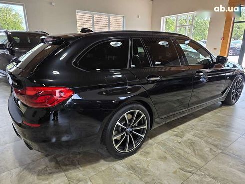 BMW 5 серия 2017 - фото 16