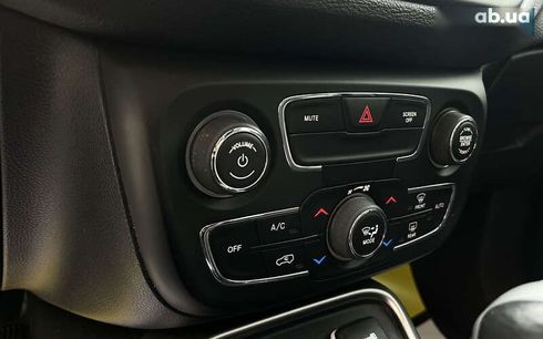Jeep Compass 2017 - фото 24