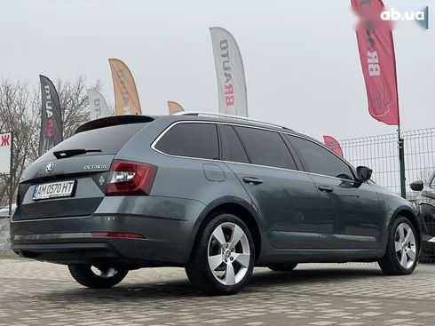 Skoda Octavia 2019 - фото 15