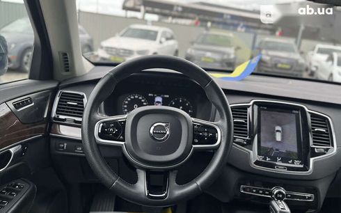 Volvo XC90 2018 - фото 17