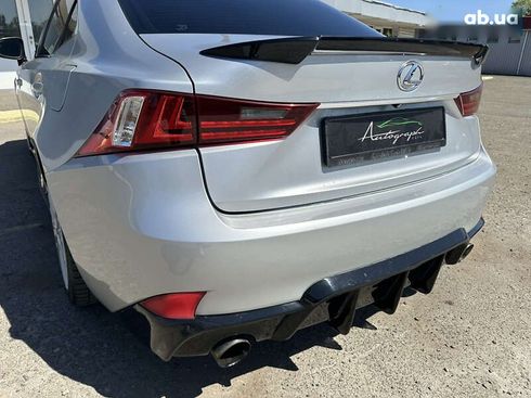 Lexus IS 2015 - фото 26