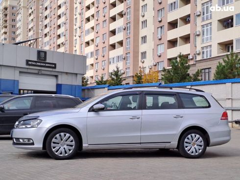 Volkswagen passat b7 2013 серый - фото 4