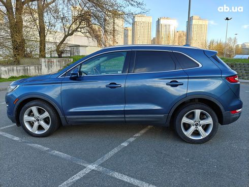 Lincoln MKC 2018 синий - фото 11