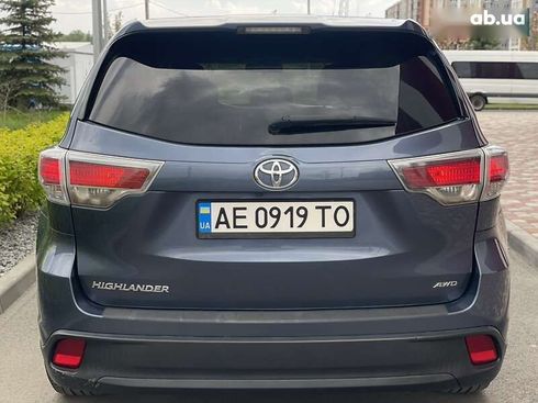 Toyota Highlander 2015 - фото 5