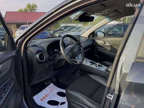 Hyundai Kona Electric 2019 - фото 24