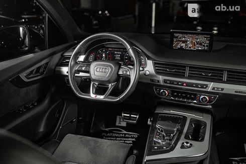 Audi Q7 2018 - фото 28