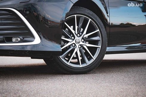 Toyota Camry 2023 - фото 5