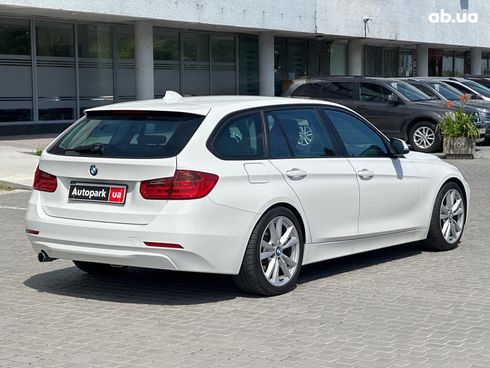 BMW 3 серия 2013 белый - фото 9