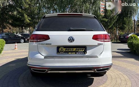 Volkswagen Passat 2018 - фото 6