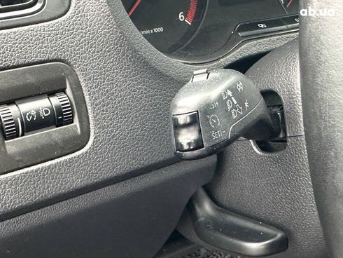 Volkswagen Polo 2011 черный - фото 17