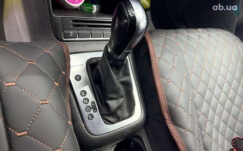 Volkswagen Tiguan 2011 - фото 12