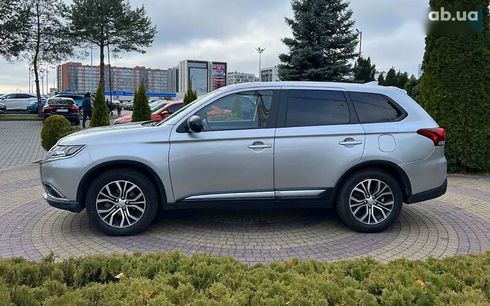 Mitsubishi Outlander 2018 - фото 4