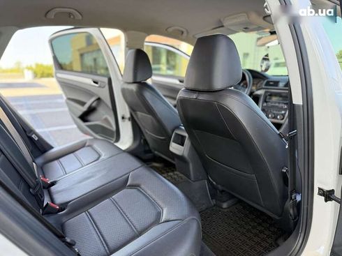 Volkswagen Passat 2014 - фото 28
