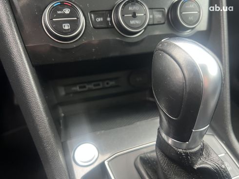 Volkswagen Tiguan 2018 белый - фото 12