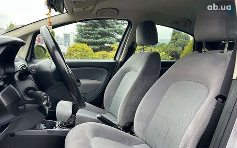 Fiat Linea 2009 - фото 9