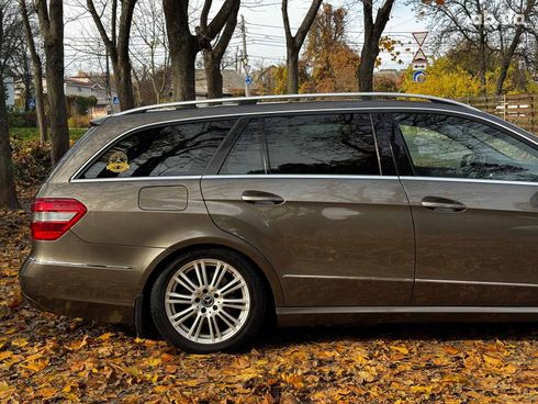 Mercedes-Benz E-Класс 2011 серый - фото 15