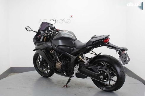 Honda CBR 400R 2019 - фото 6