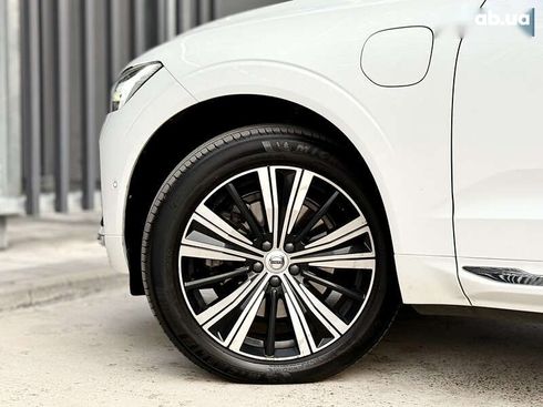 Volvo XC60 2021 - фото 13