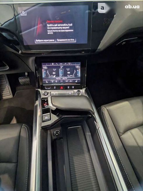 Audi E-Tron 2022 - фото 23