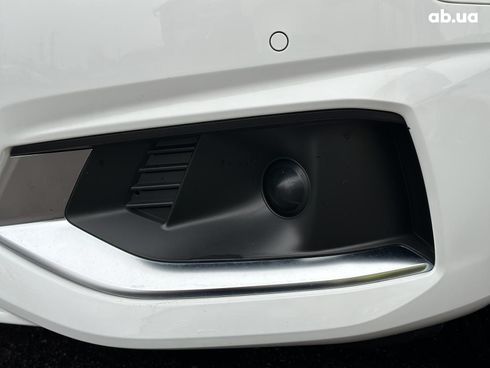Audi A4 2023 белый - фото 13